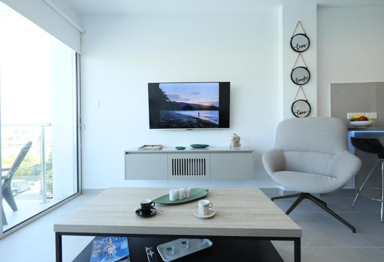 Lovely Cozy One Bedroom Suite With Pool Protaras Dış mekan fotoğraf